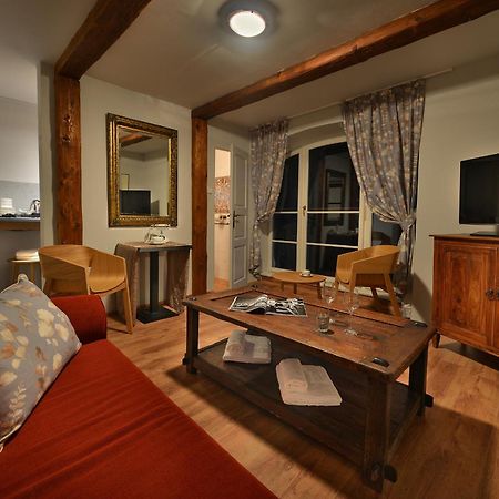 Chateau Loucen Garden Retreat エクステリア 写真