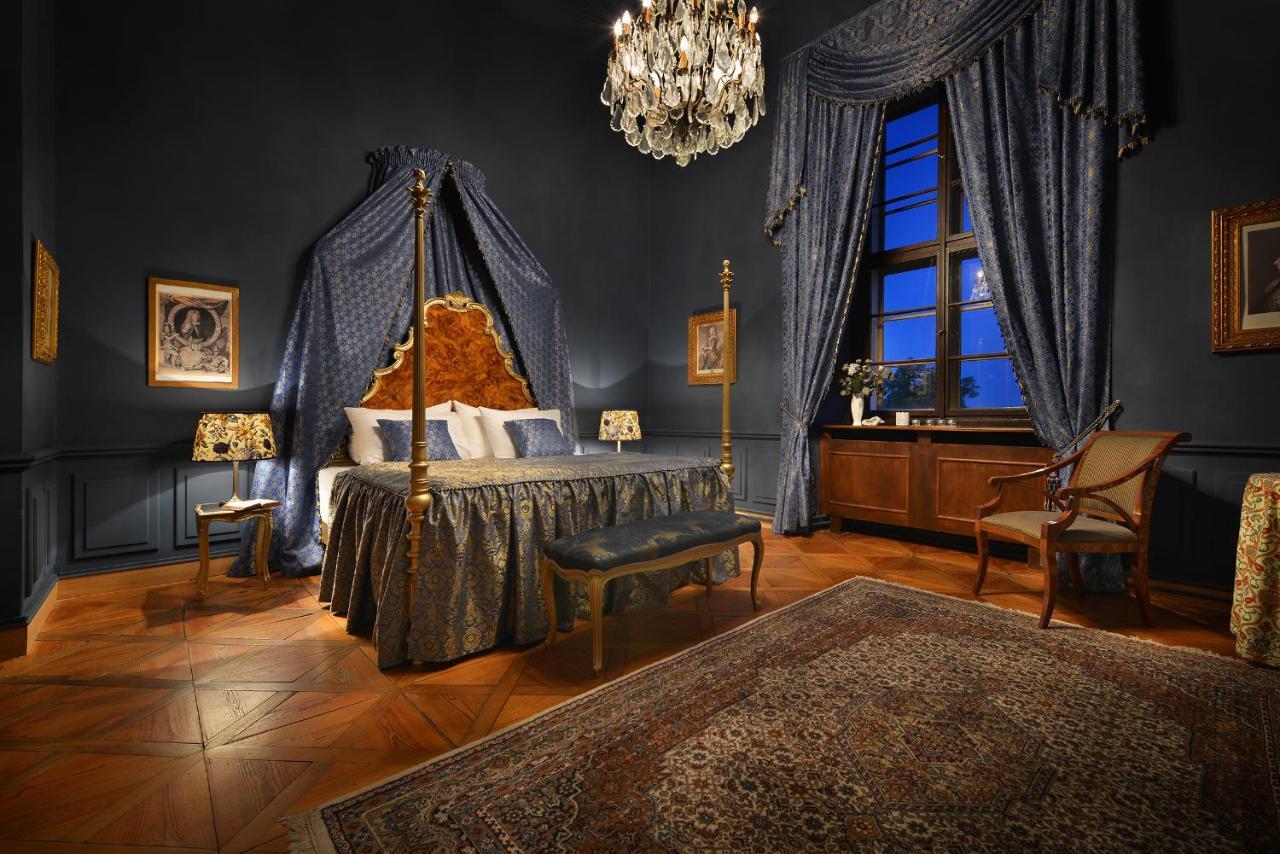 Chateau Loucen Garden Retreat エクステリア 写真