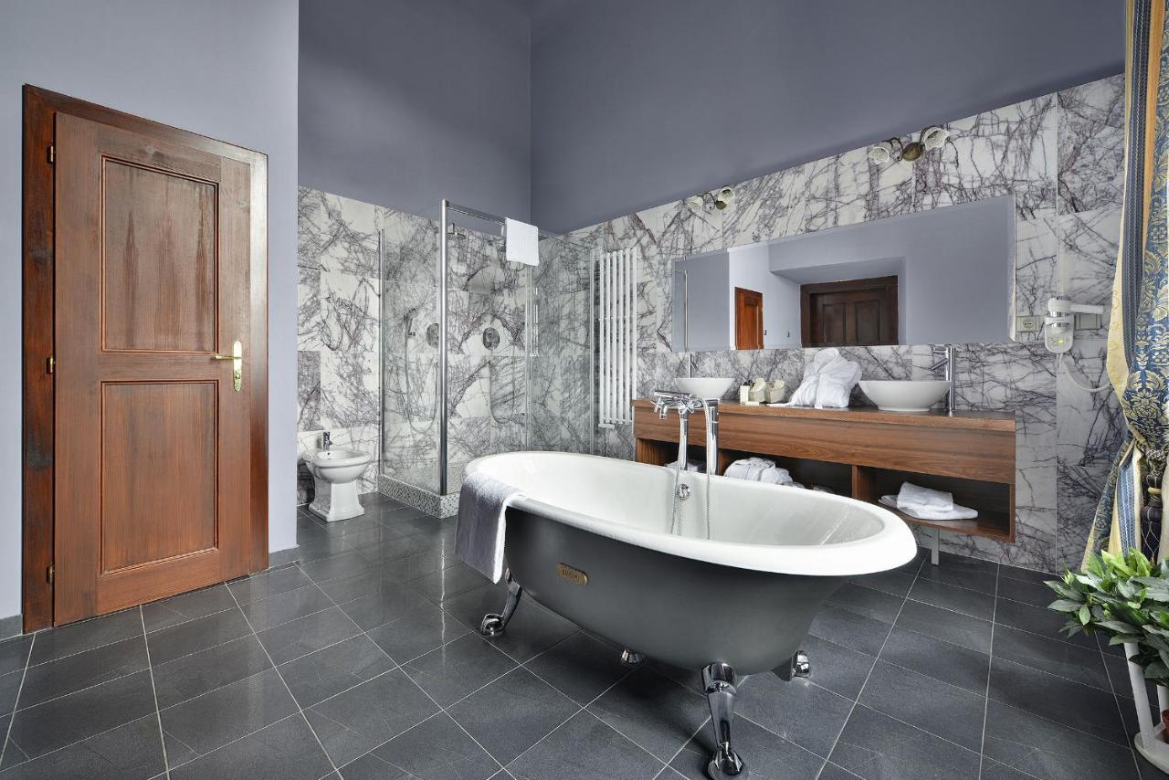 Chateau Loucen Garden Retreat エクステリア 写真